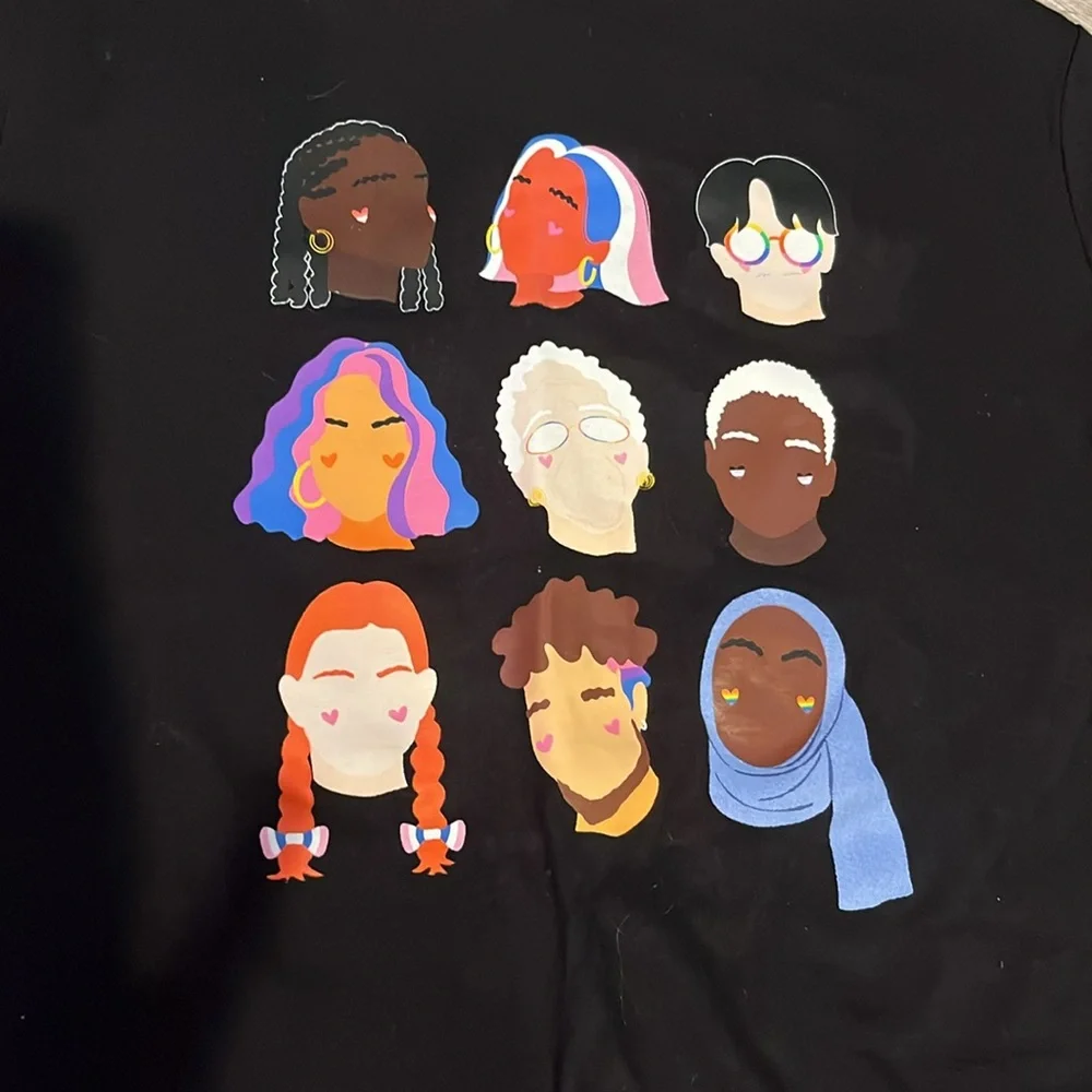 EUC Old Navy T shirt, sz L